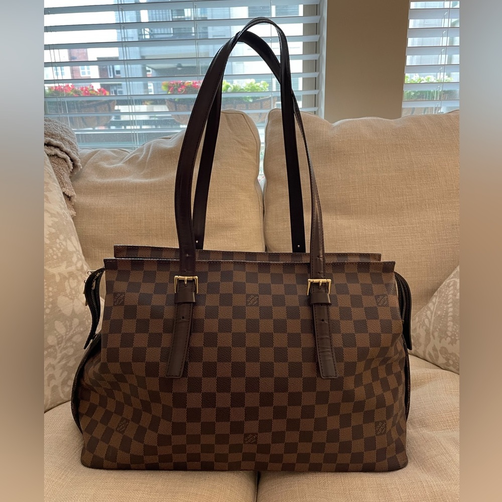 Authentic Louis Vuitton Chelsea Tote